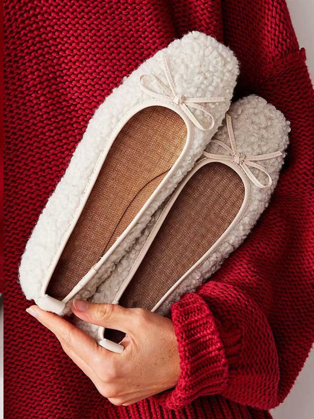 NWOT Kelsi Dagger Brooklyn Women's cream Frankie Flats sz 5.5